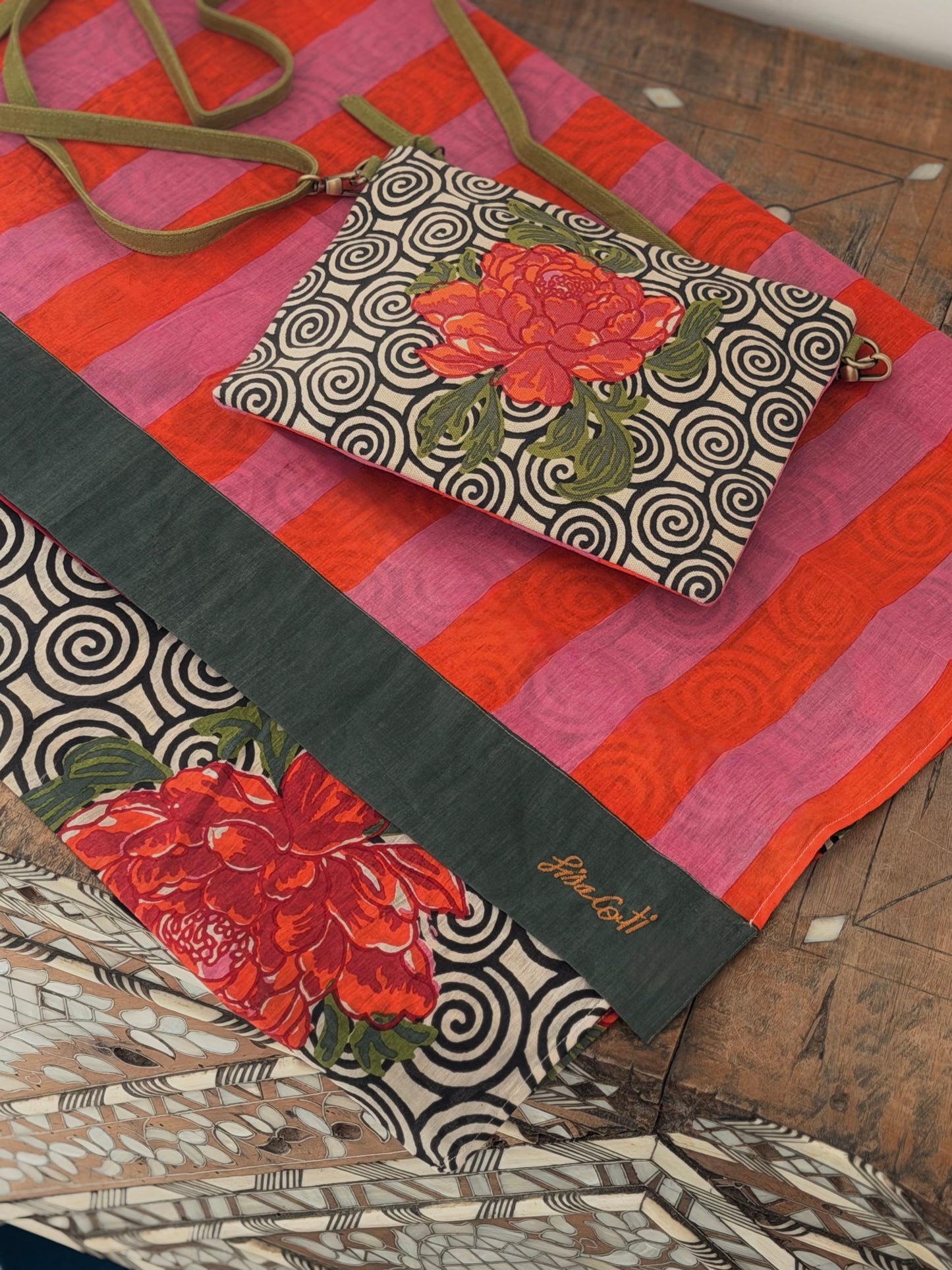 Pouch Lisa Corti x Treville